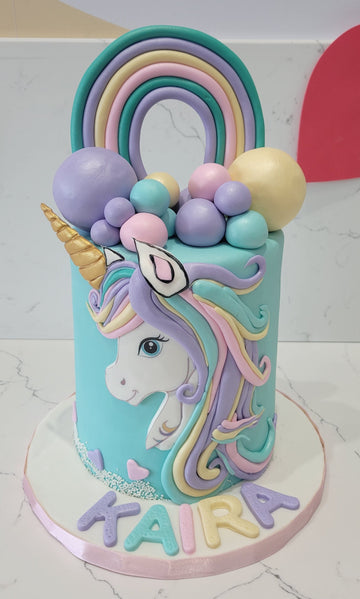 KAIRA UNICORN FONDANT CAKE
