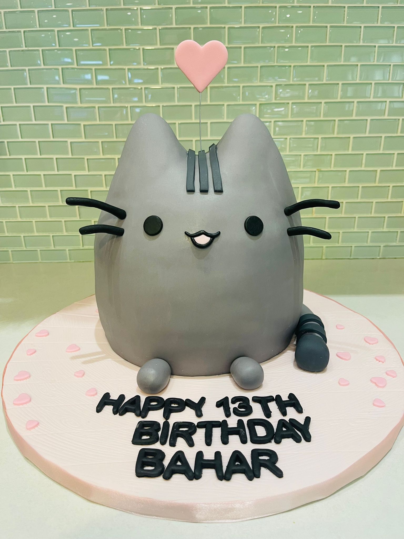 PUSHEEN MOLDED FONDANT CAKE - Main Image