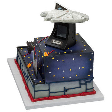 Star Wars Millennium Falcon Signature Cake