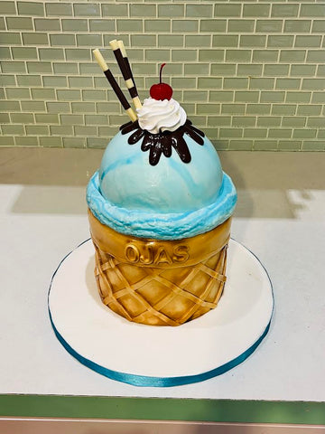 ICE CREAM CONE MOLDED FONDANT  CAKE