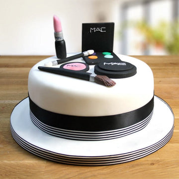 Makeup Lover Theme Cake