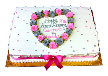 Goldy Anniversary Cake