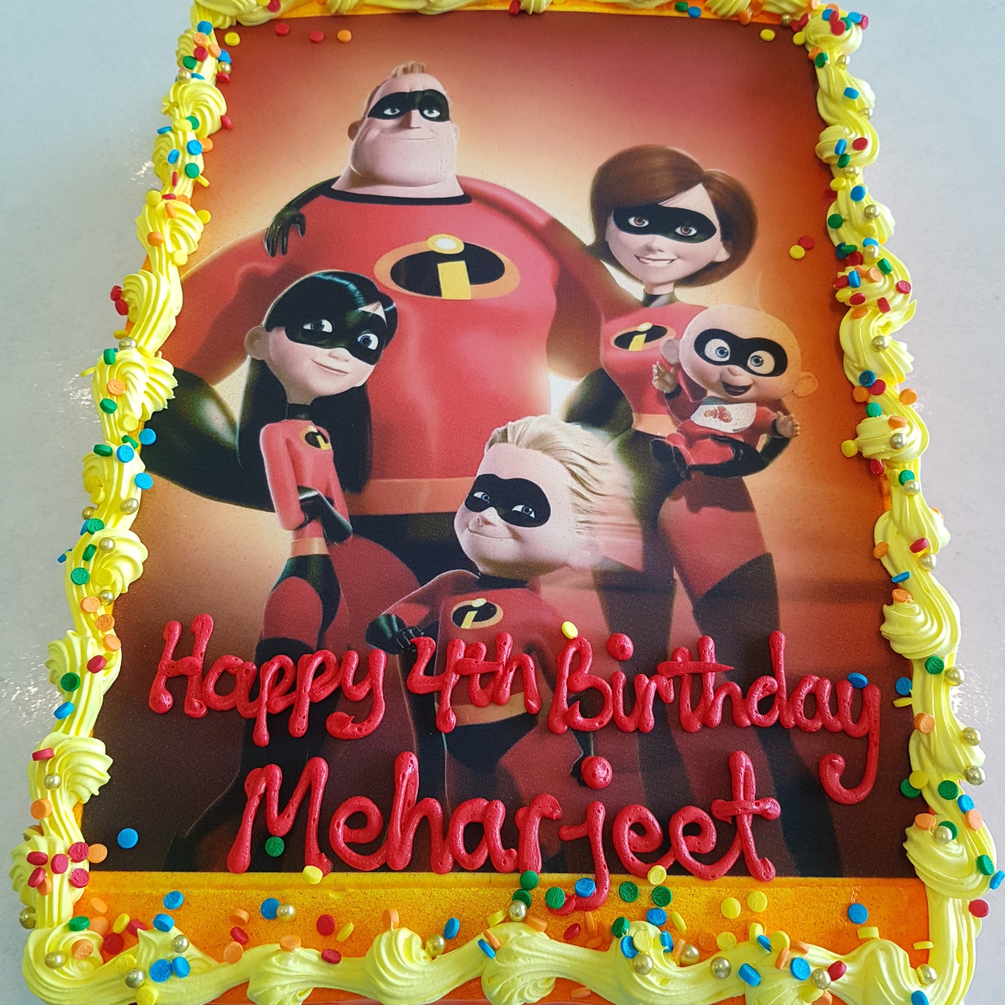 INCREDIBLES PHOTO Cake