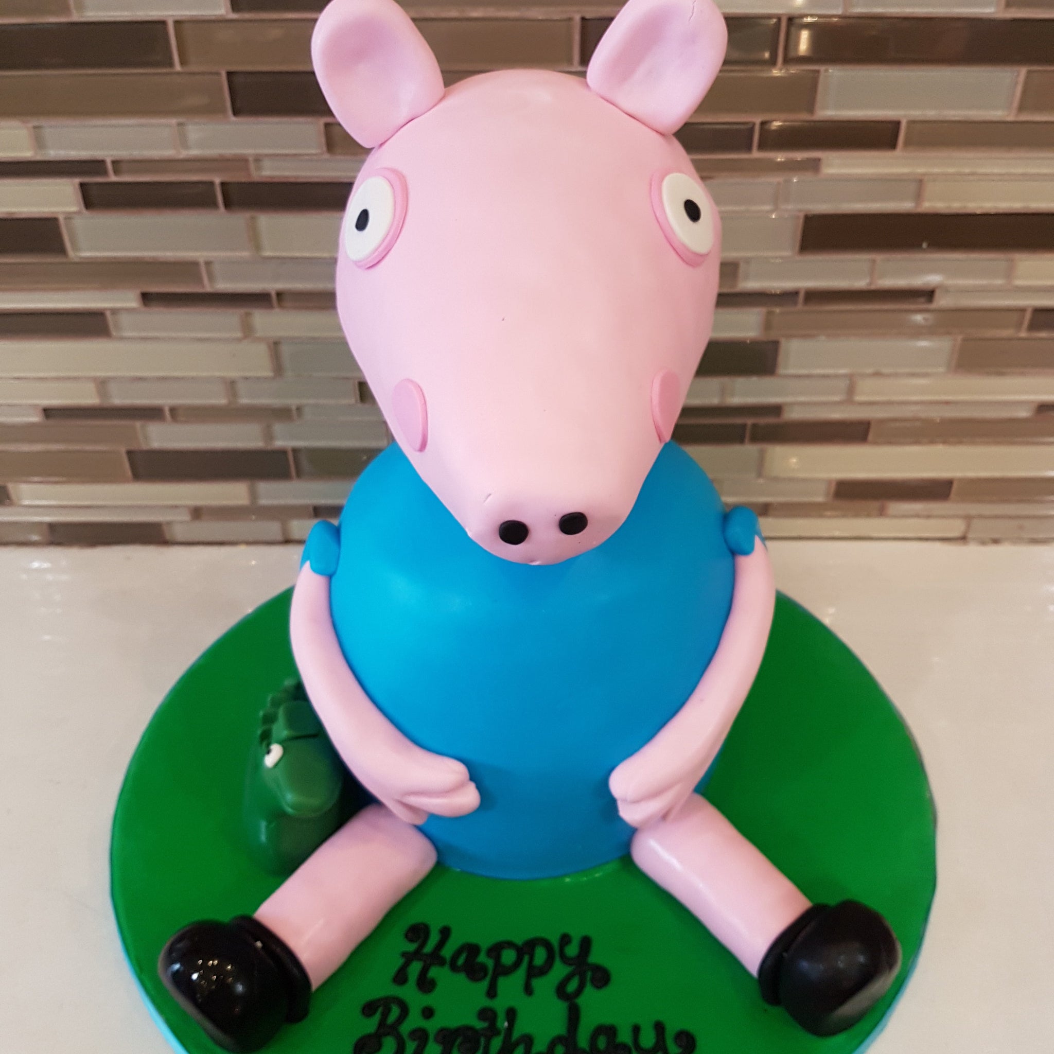 Peppa Pig molded Cake
