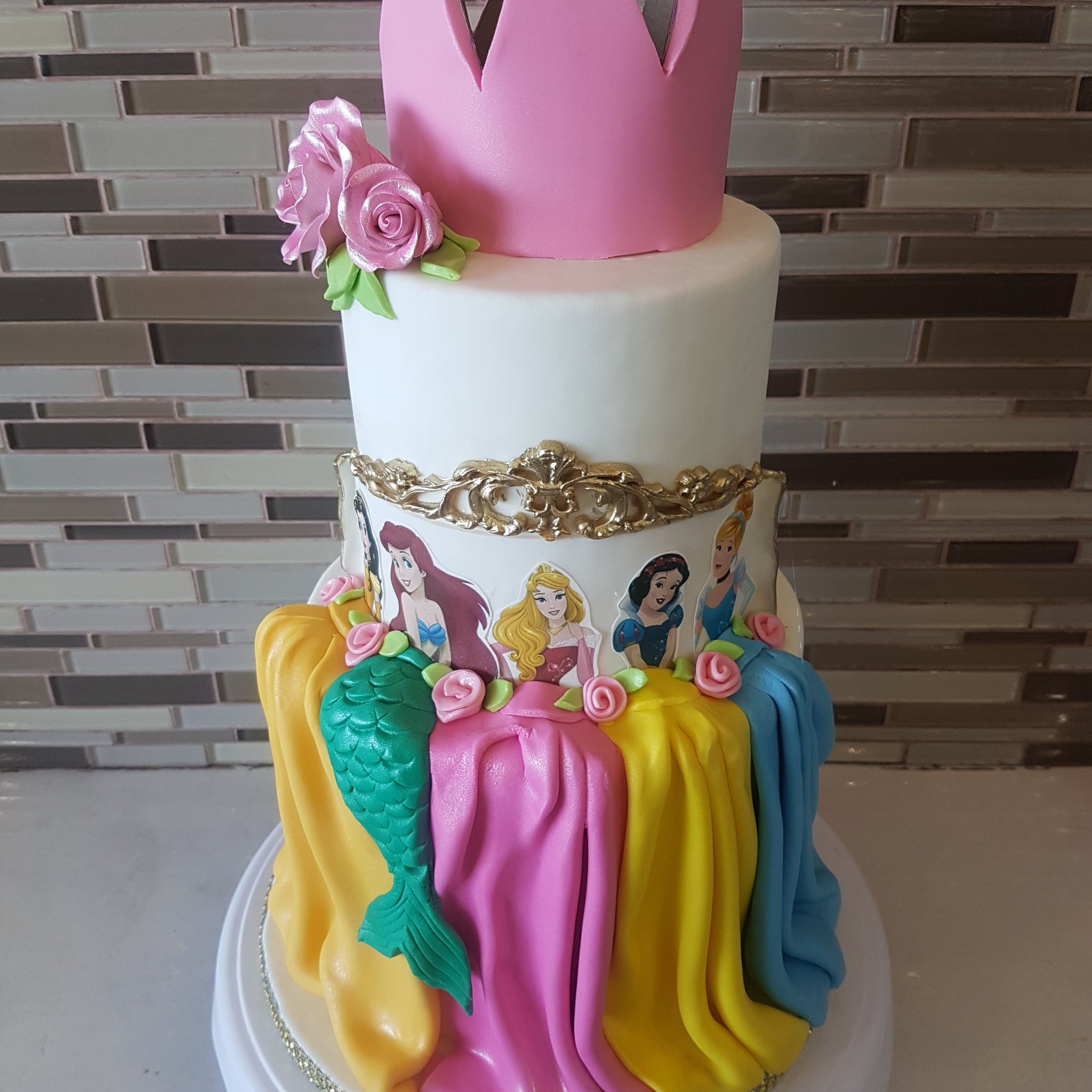 Princess crown fondant cake