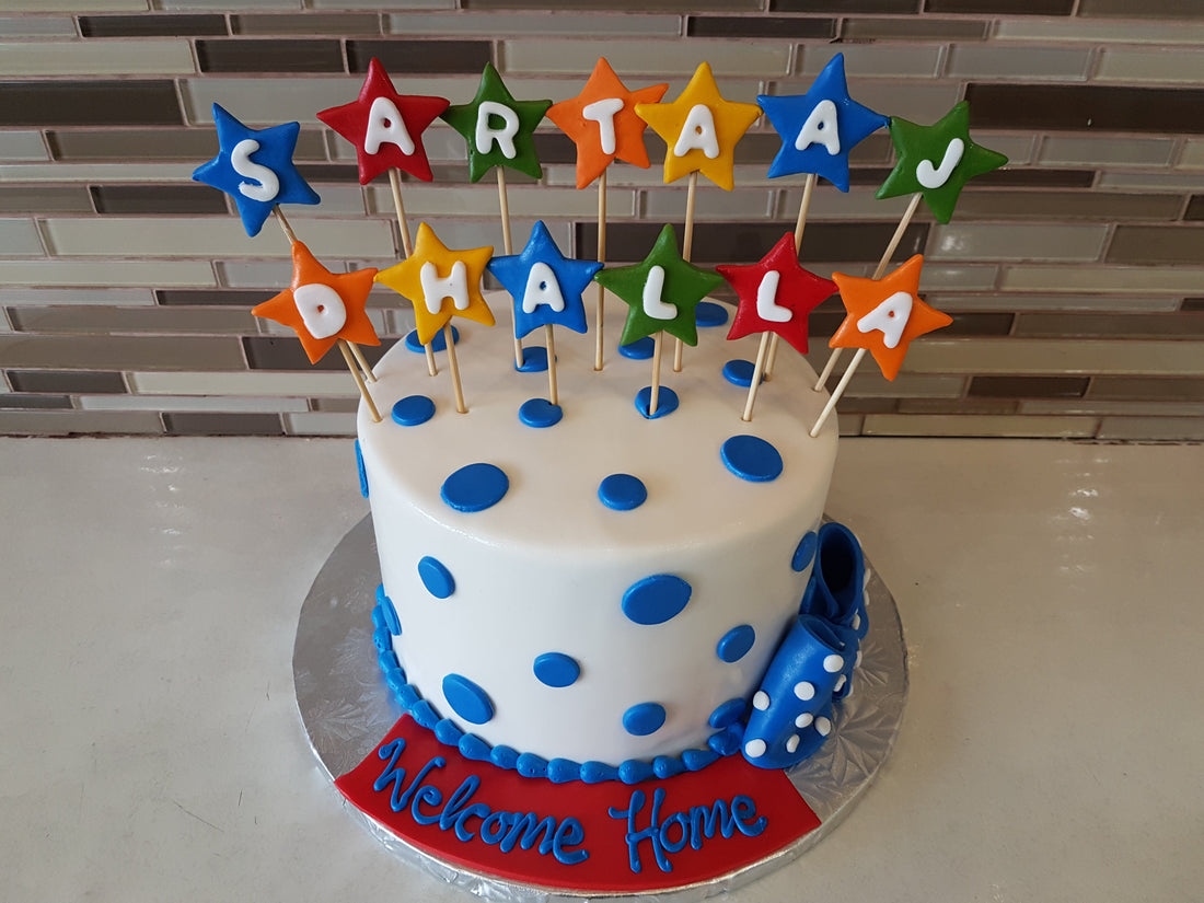 Sartaaj Star Fondant Cake