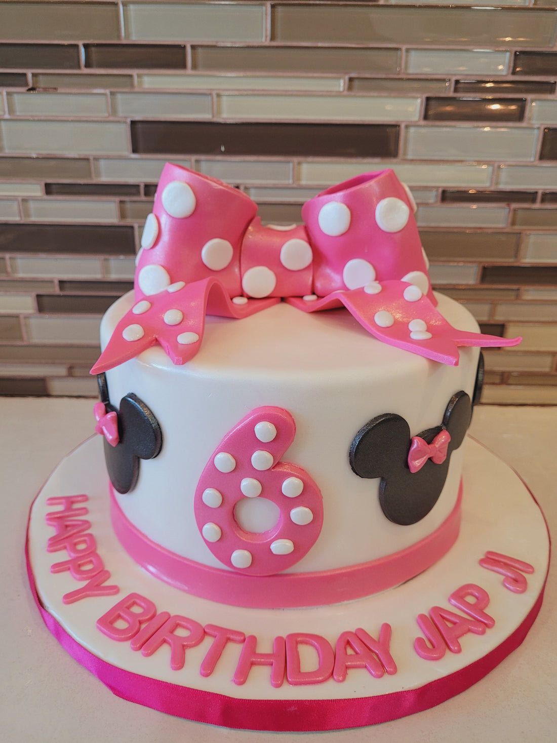 JAPJI MINNIE FONDANT BIRTHDAY CAKE