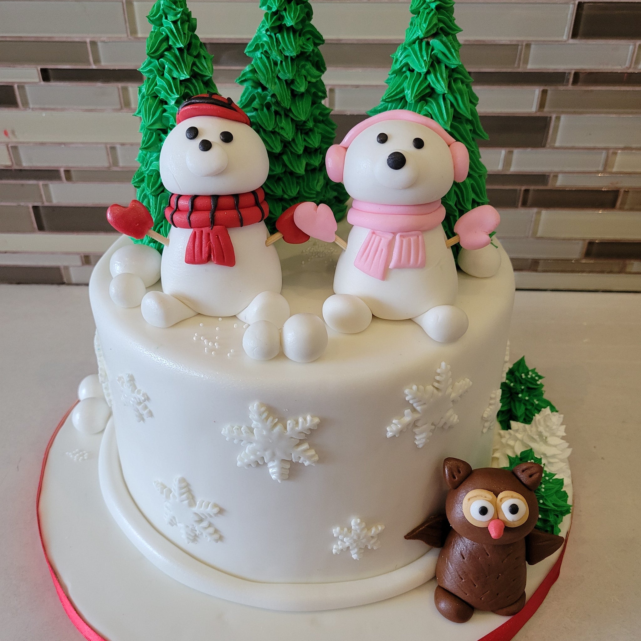CHRISTMAS HOLIDAY CAKE