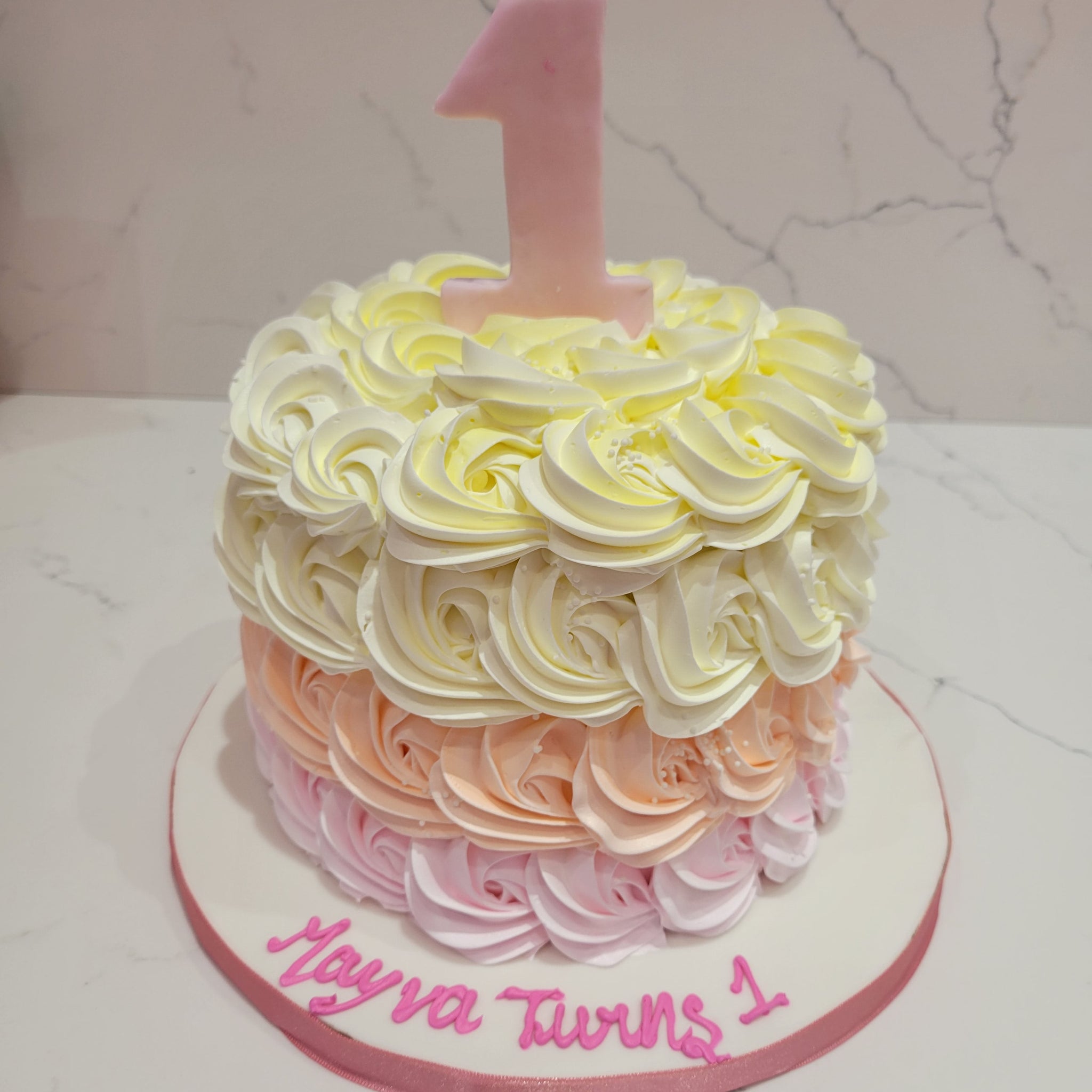 PASTEL SMASH CAKE