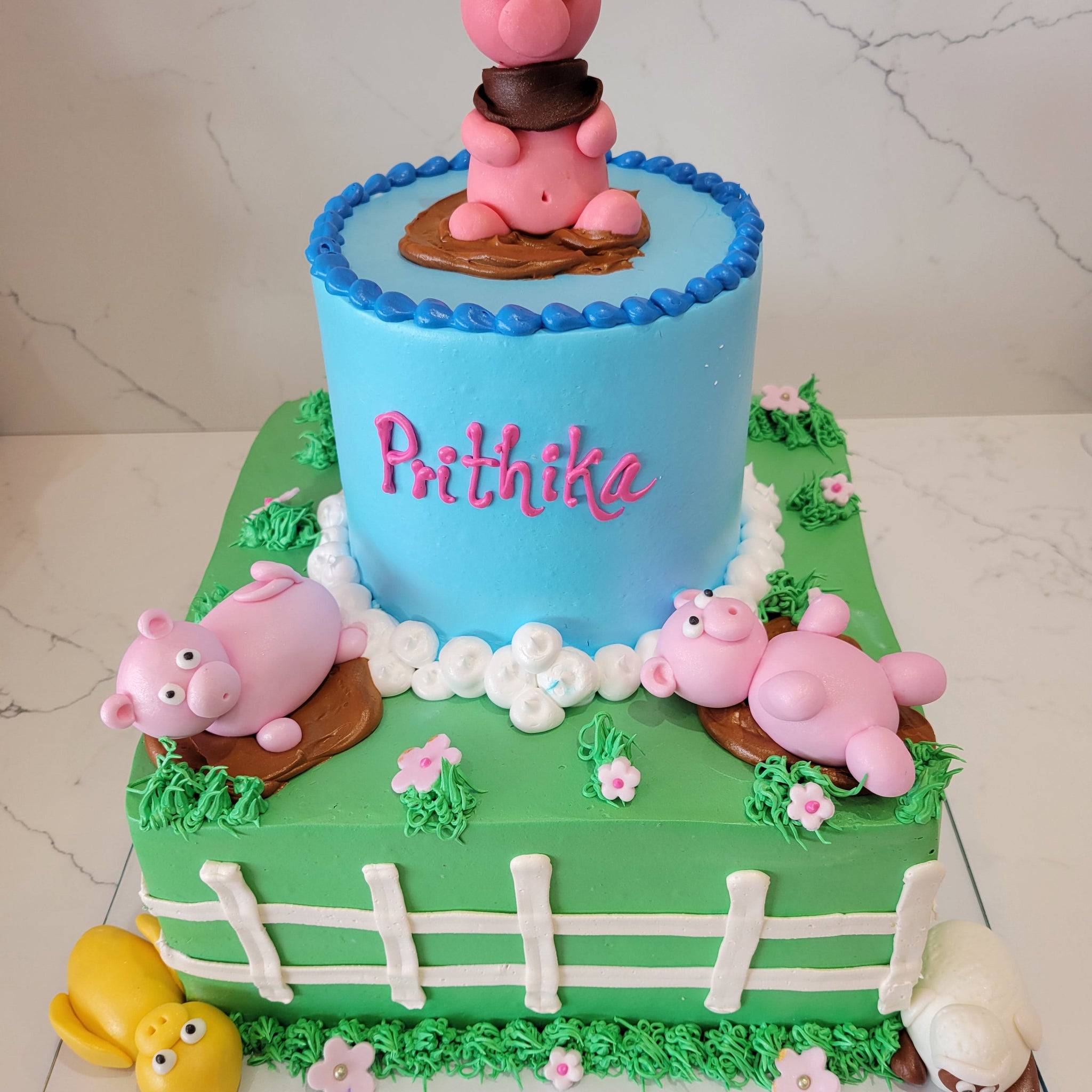 FARM ANIMALS TIERED CREAM CAKE