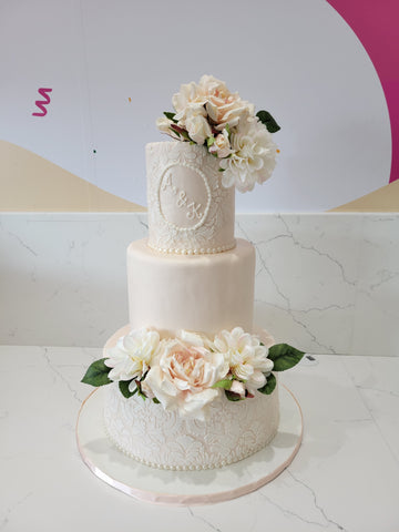 A & K Wedding Cake