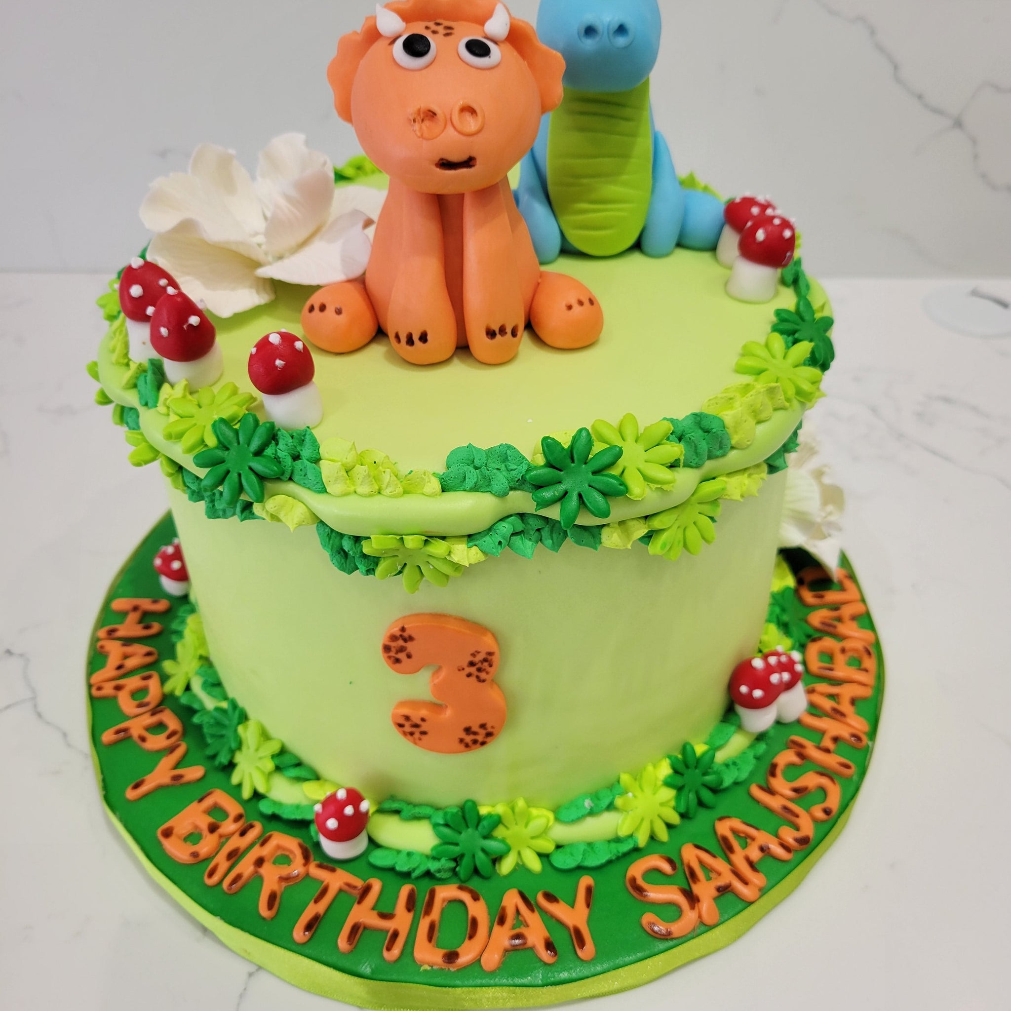 DINOSAUR FONDANT CAKE