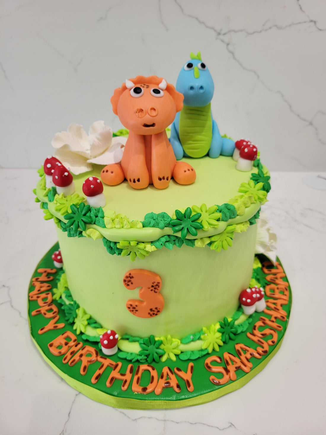 DINOSAUR FONDANT CAKE