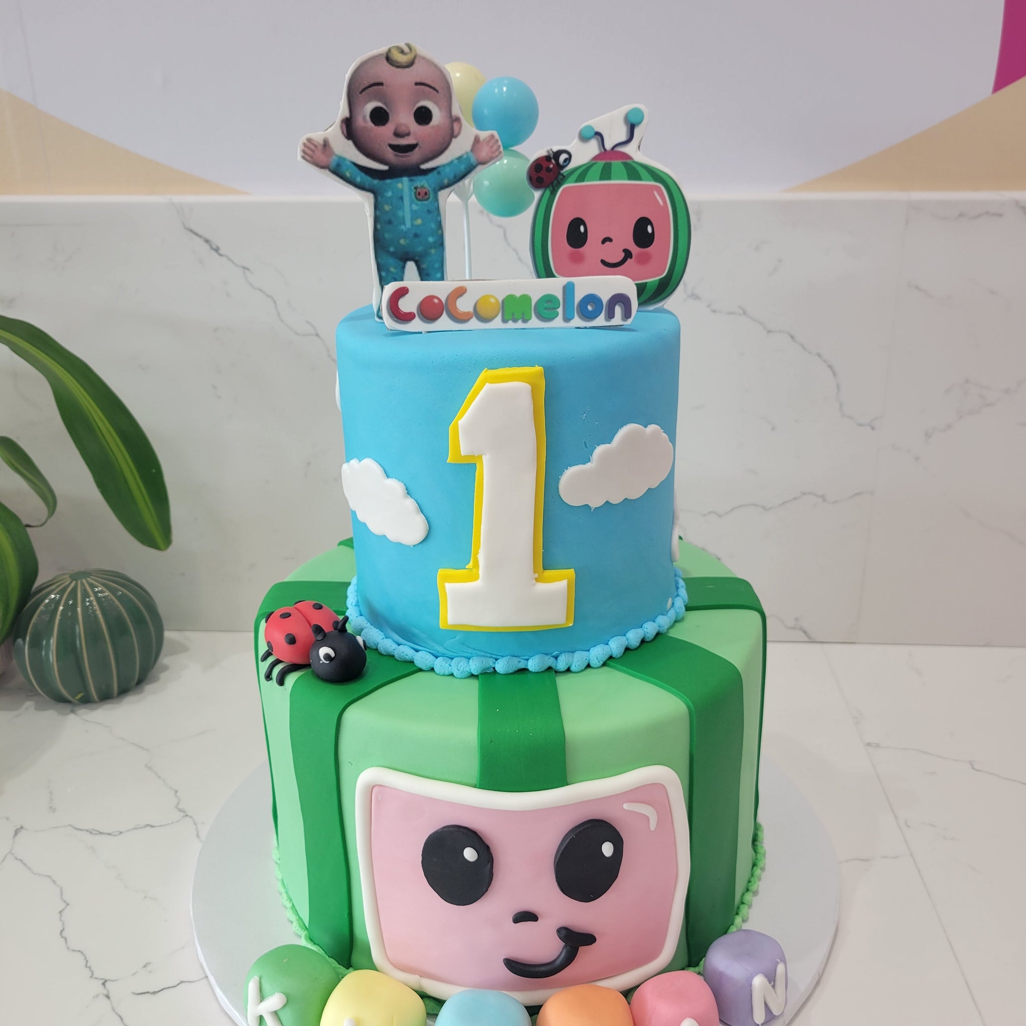 KIYAAN COCOMELON FONDANT CAKE