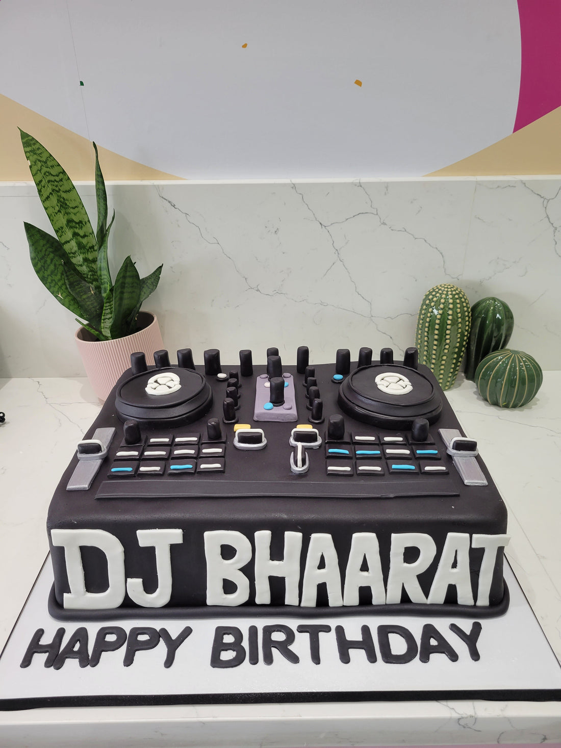 DJ BHAARAT Fondent Cake