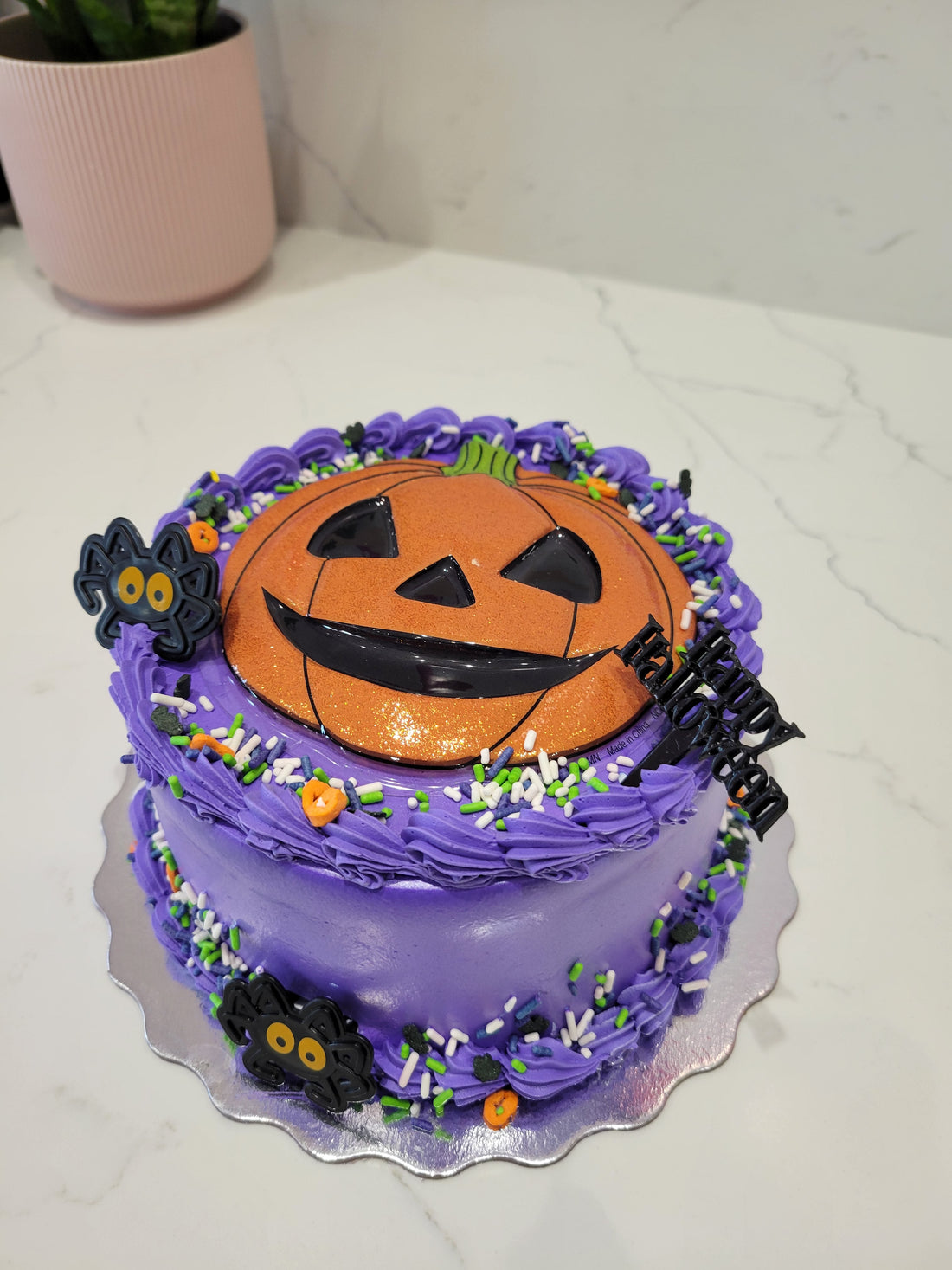 PURPLE PUMPKIN HALLOWEEN CAKE