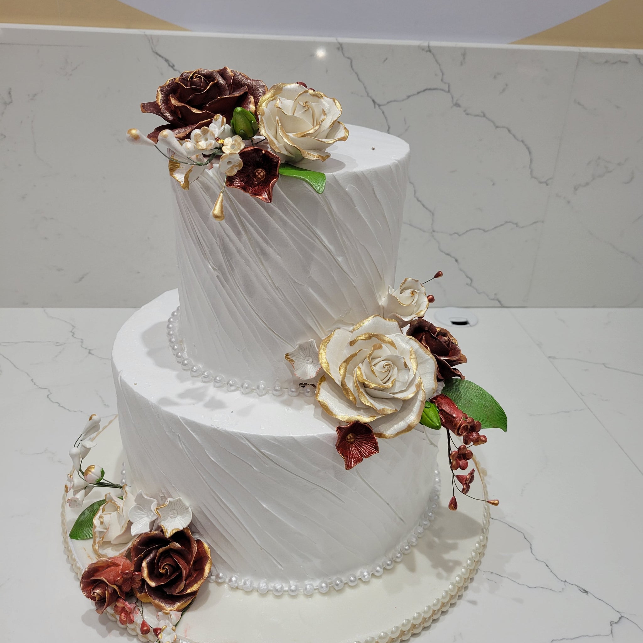 MEERA WEDDING CAKE