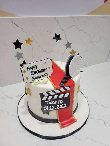 RED CARPET FONDANT CAKE