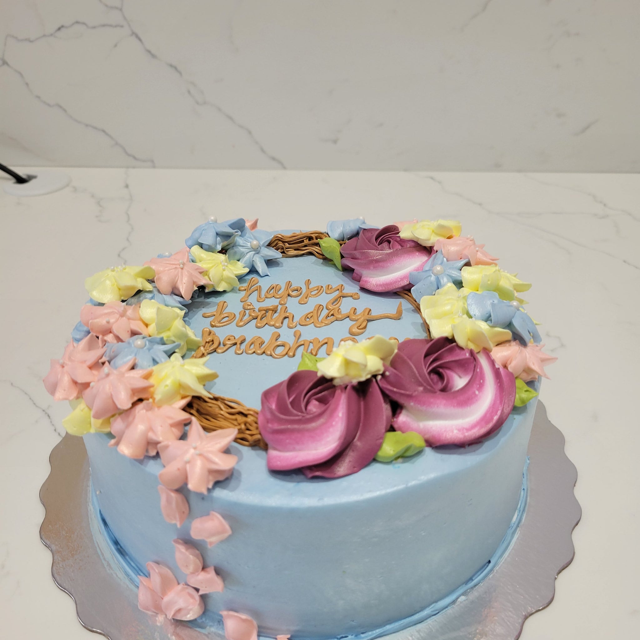 PRABHNOOR FLORAL CAKE
