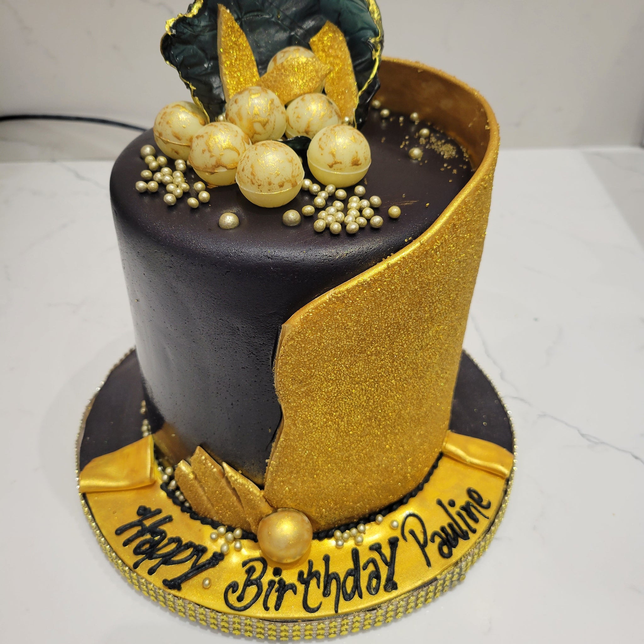 PURPLE FONDANT CAKE