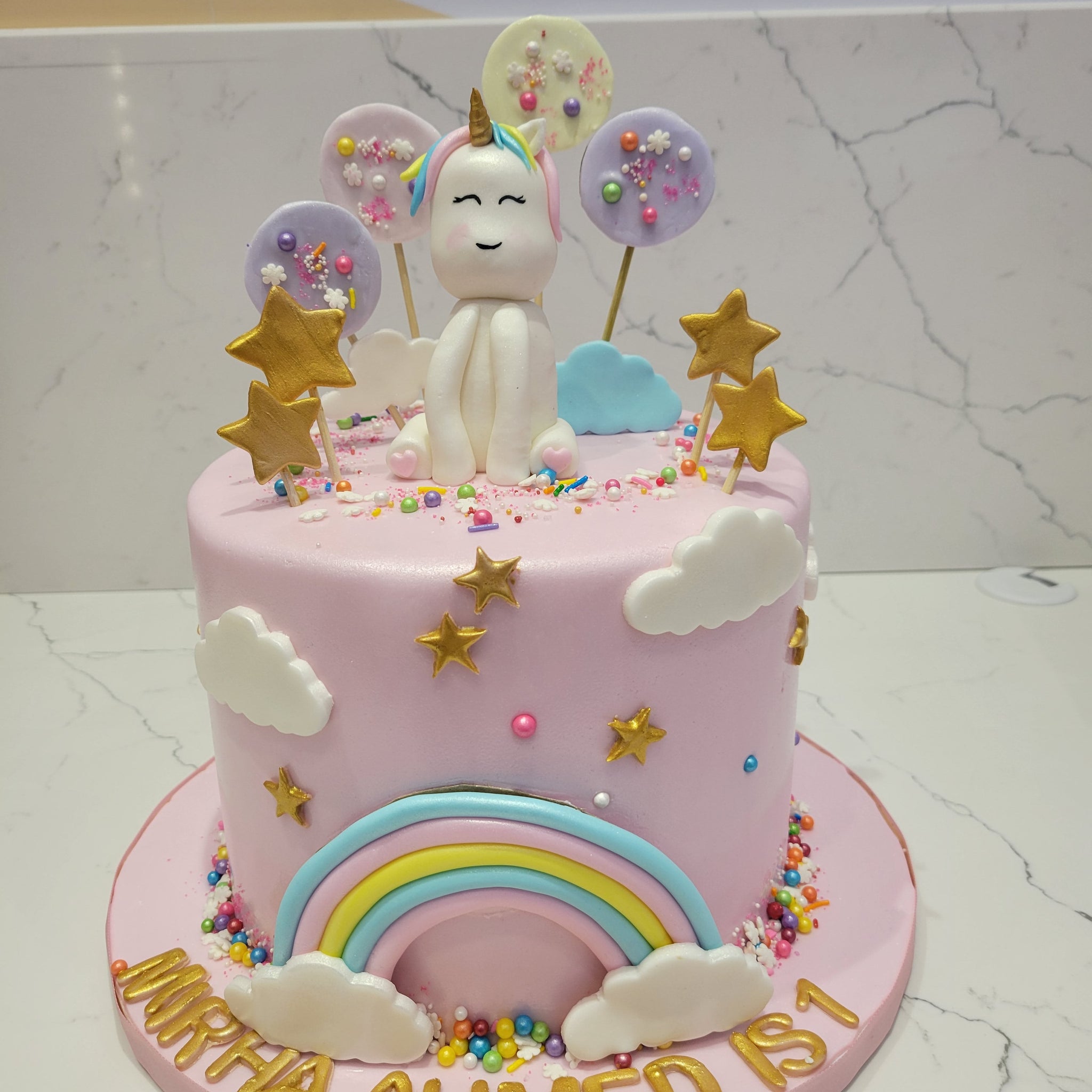 MIRHA UNICORN FONDANT CAKE