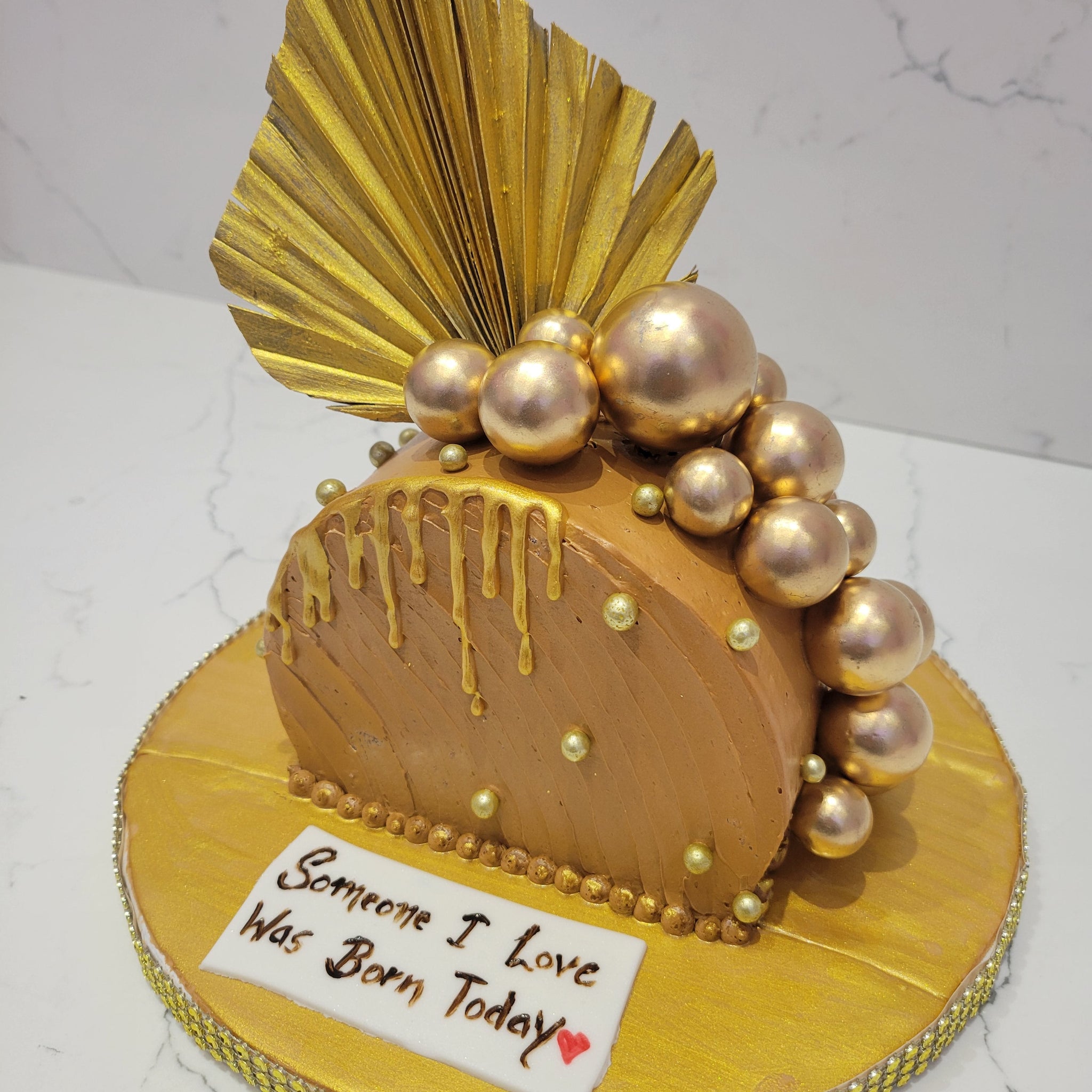 GOLDEN ARCH CAKE