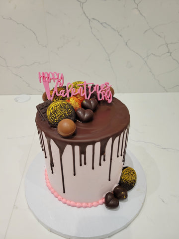 PINK VALENTINE CHOCO CAKE