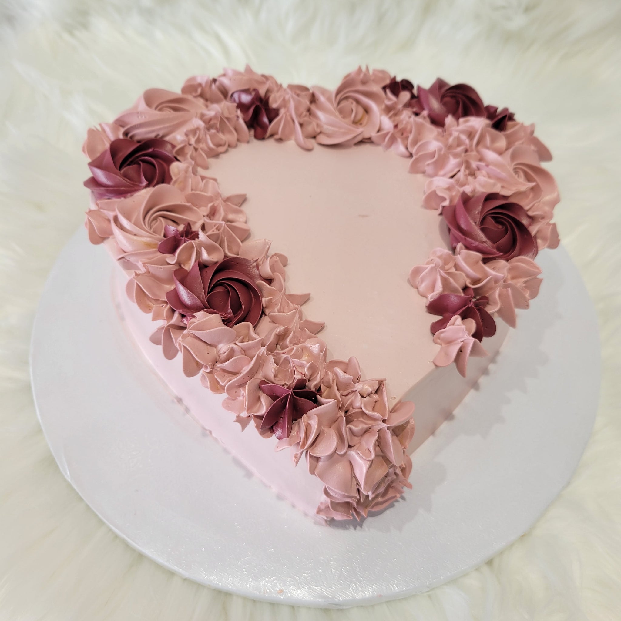 ROSE GOLD & WINE HEART CAKE
