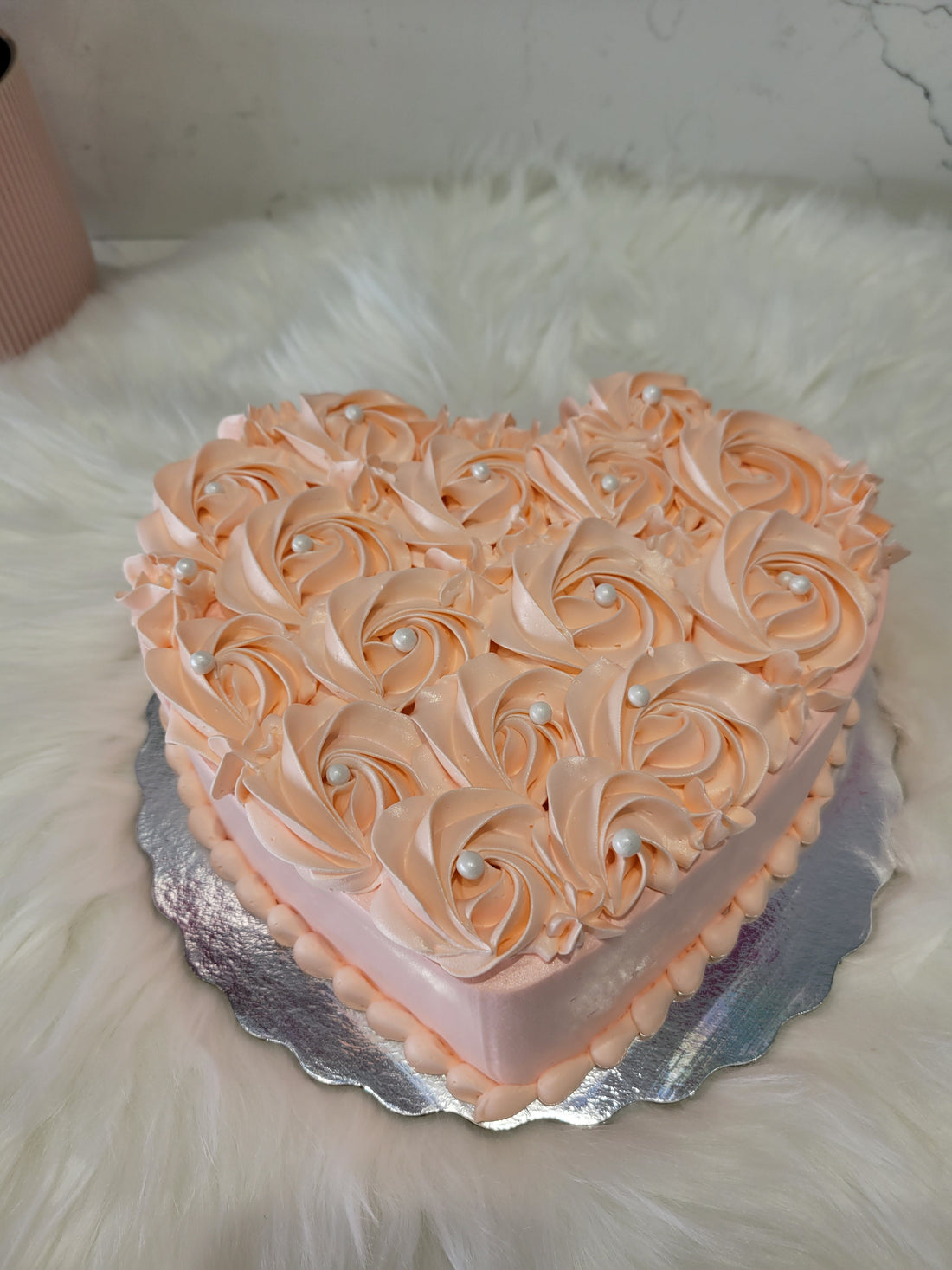 PEACH ROSETTE HEART CAKE