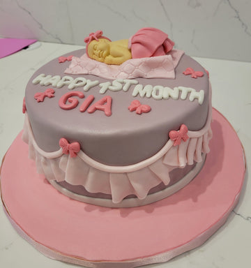 GIA BABY GIRL FONDANT CAKE