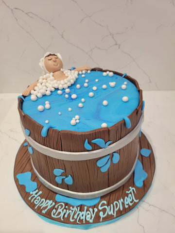 SUPREET BATHTUB FONDANT CAKE