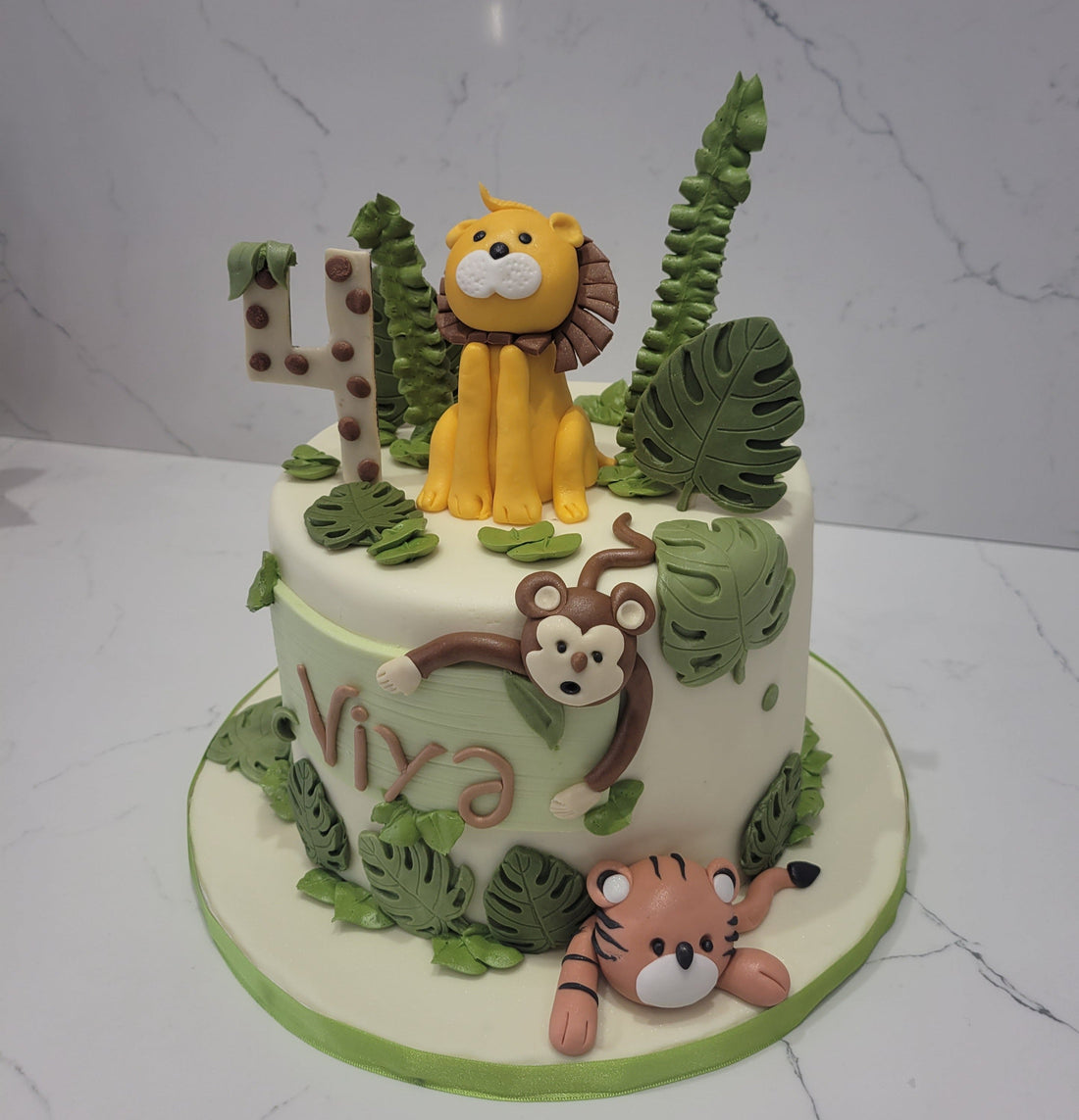 Viya Jungle Fondant Cake