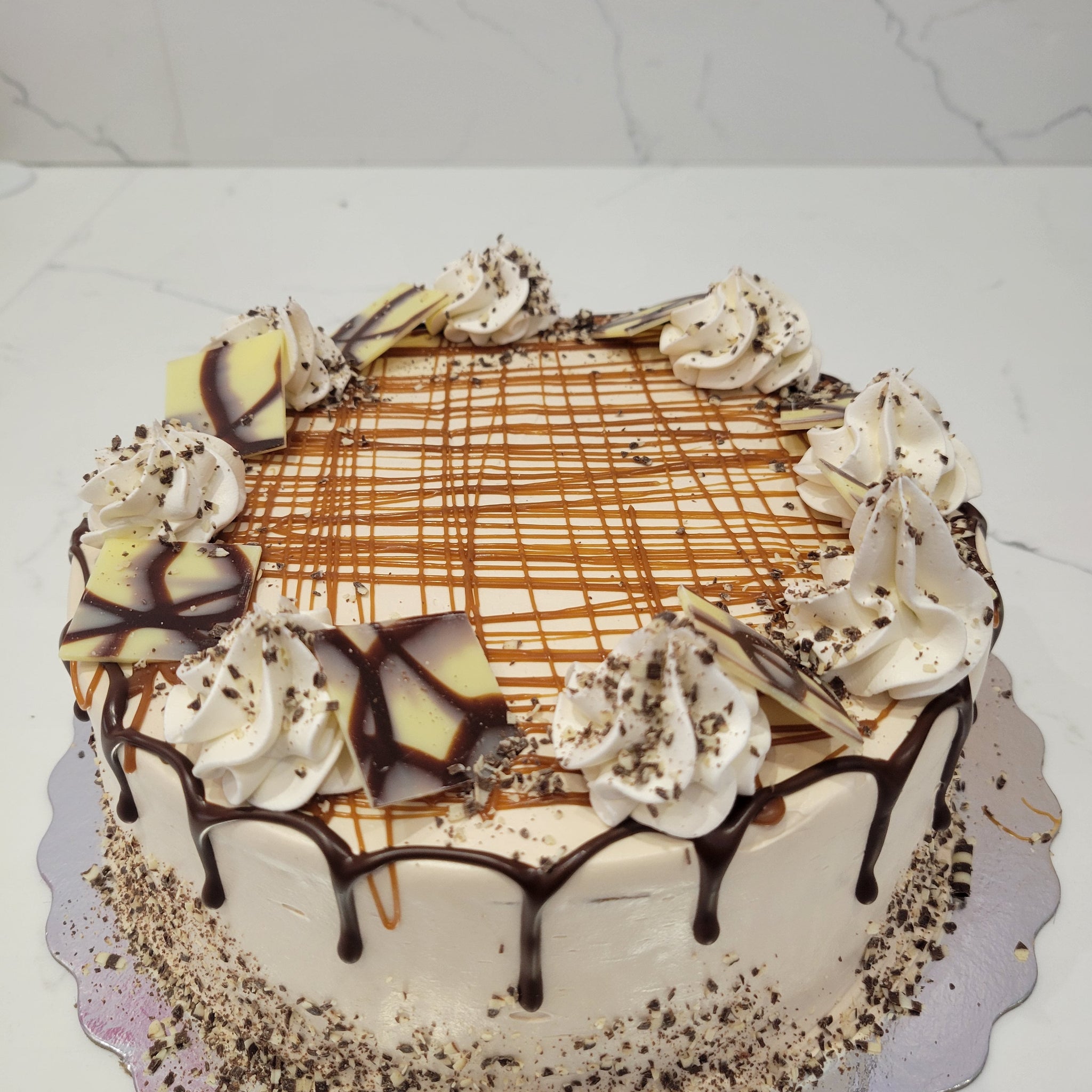 8" Round Cake Regular -BUTTERSCOTCH