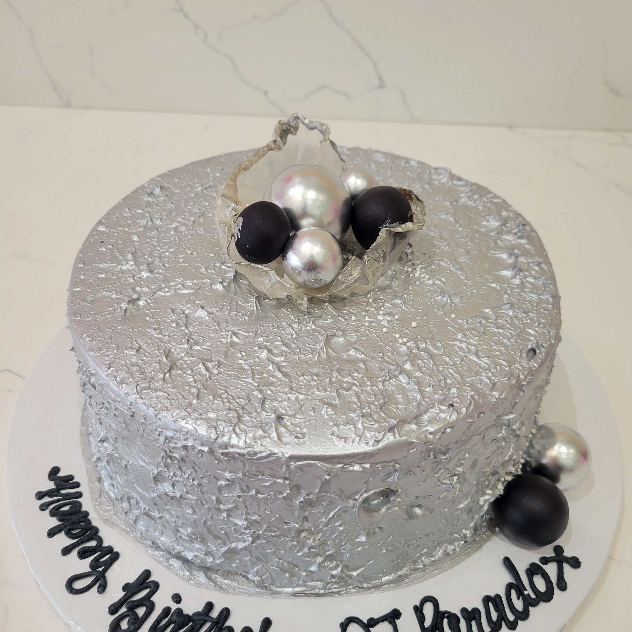 ALAYAH GOLD BIRTHDAY CAKE