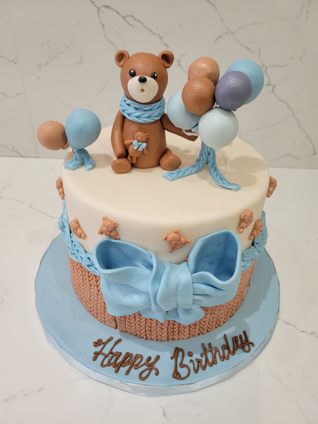 NAWAB BEAR BIRTHDAY FONDANT CAKE