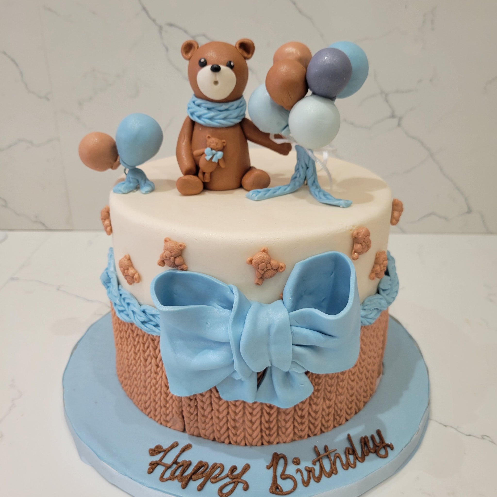 NAWAB BEAR BIRTHDAY FONDANT CAKE