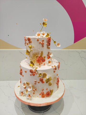 SUMMER THEME WEDDING CAKE