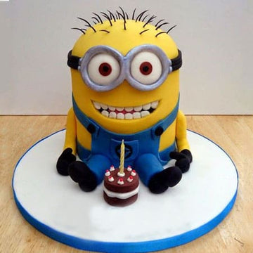 Super Cutesmile Of Minion Theme Cake