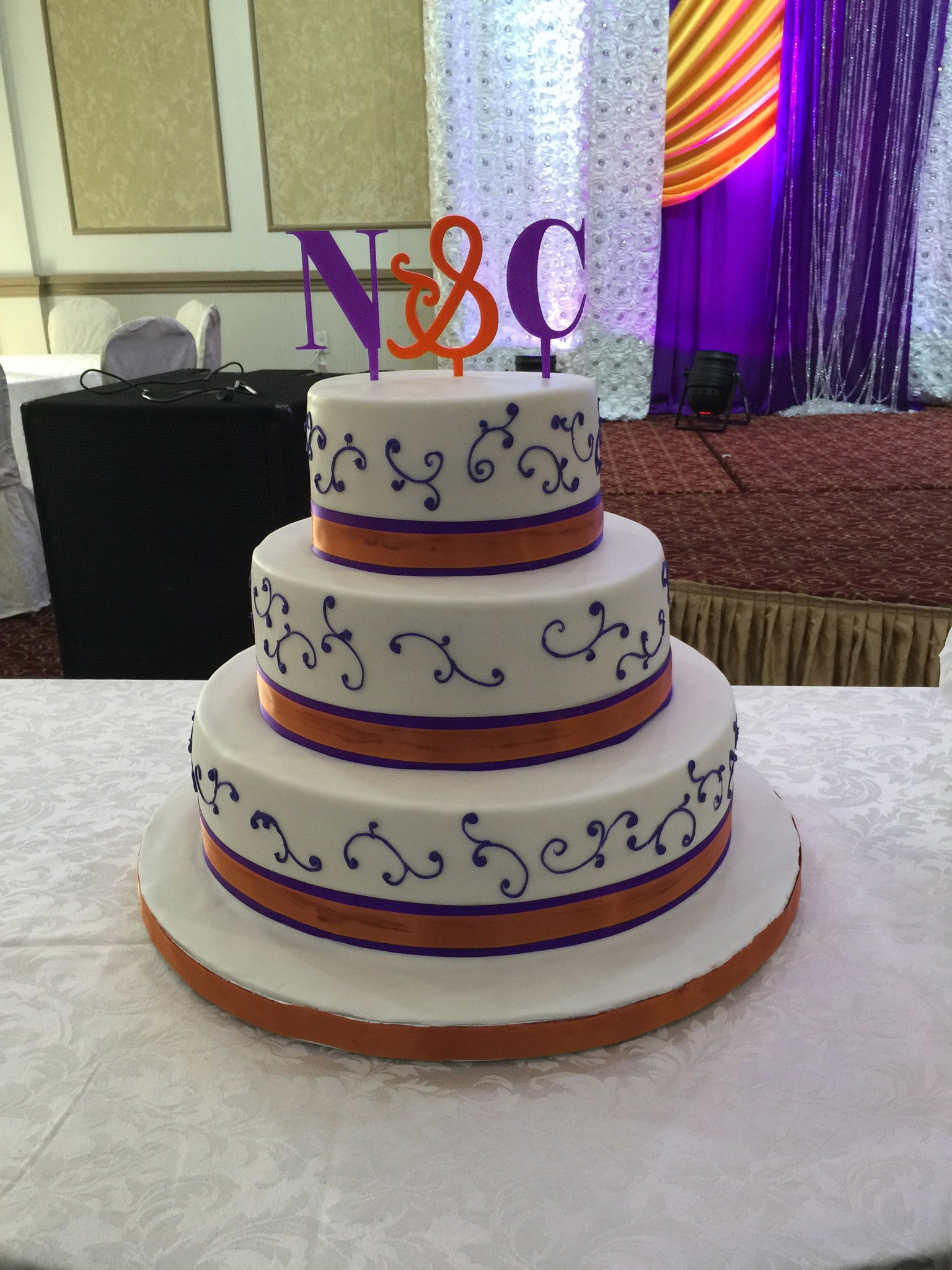 N & C Wedding Cake