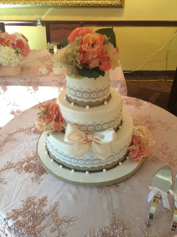 Rea Wedding Cake