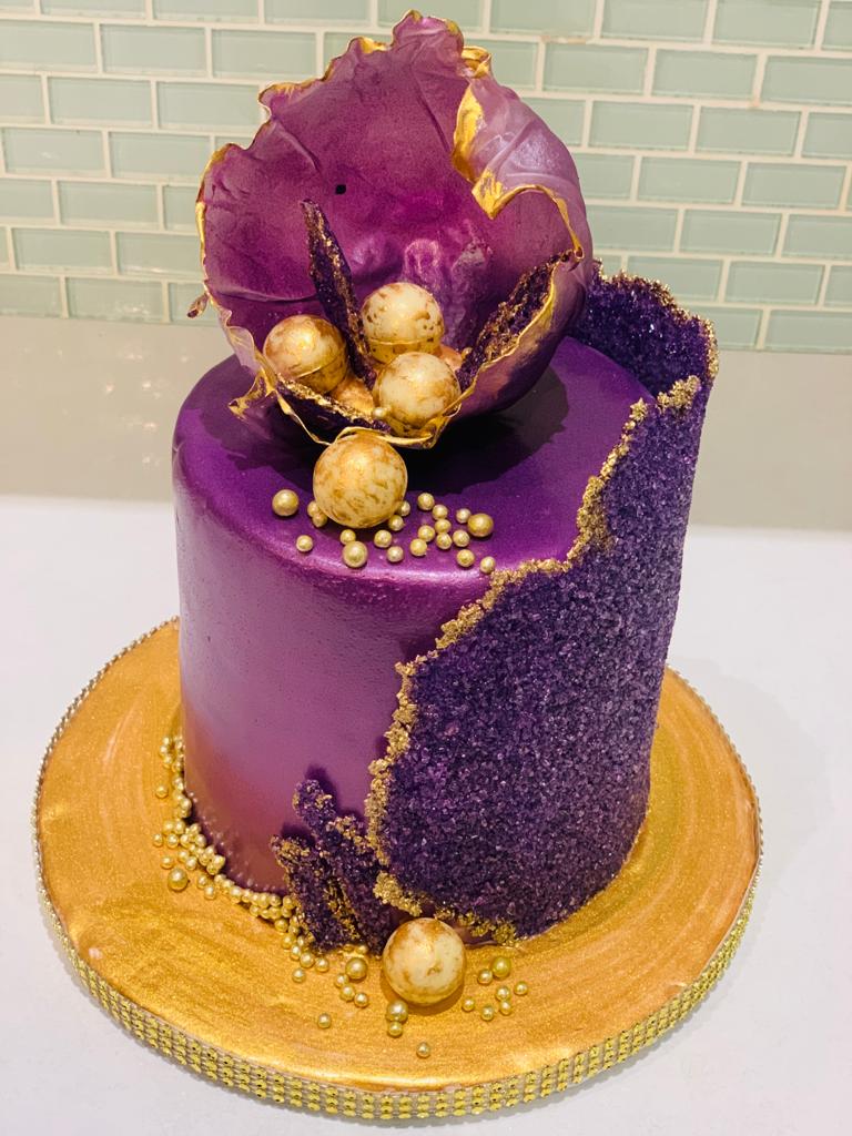 PURPLE FONDANT CAKE