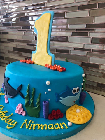 Baby Shark Fondant Cake