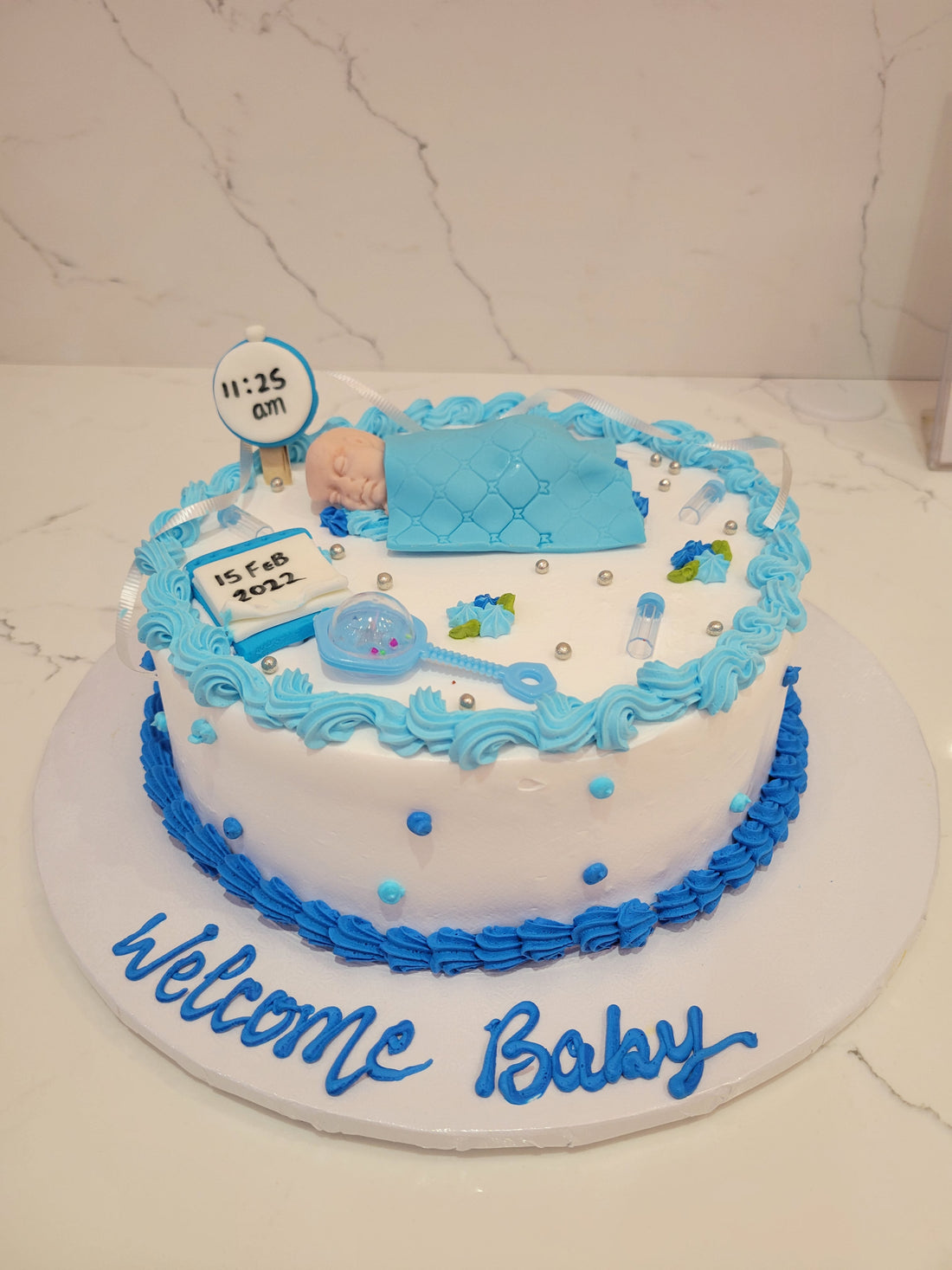 BABY DETAILS CREAM CAKE