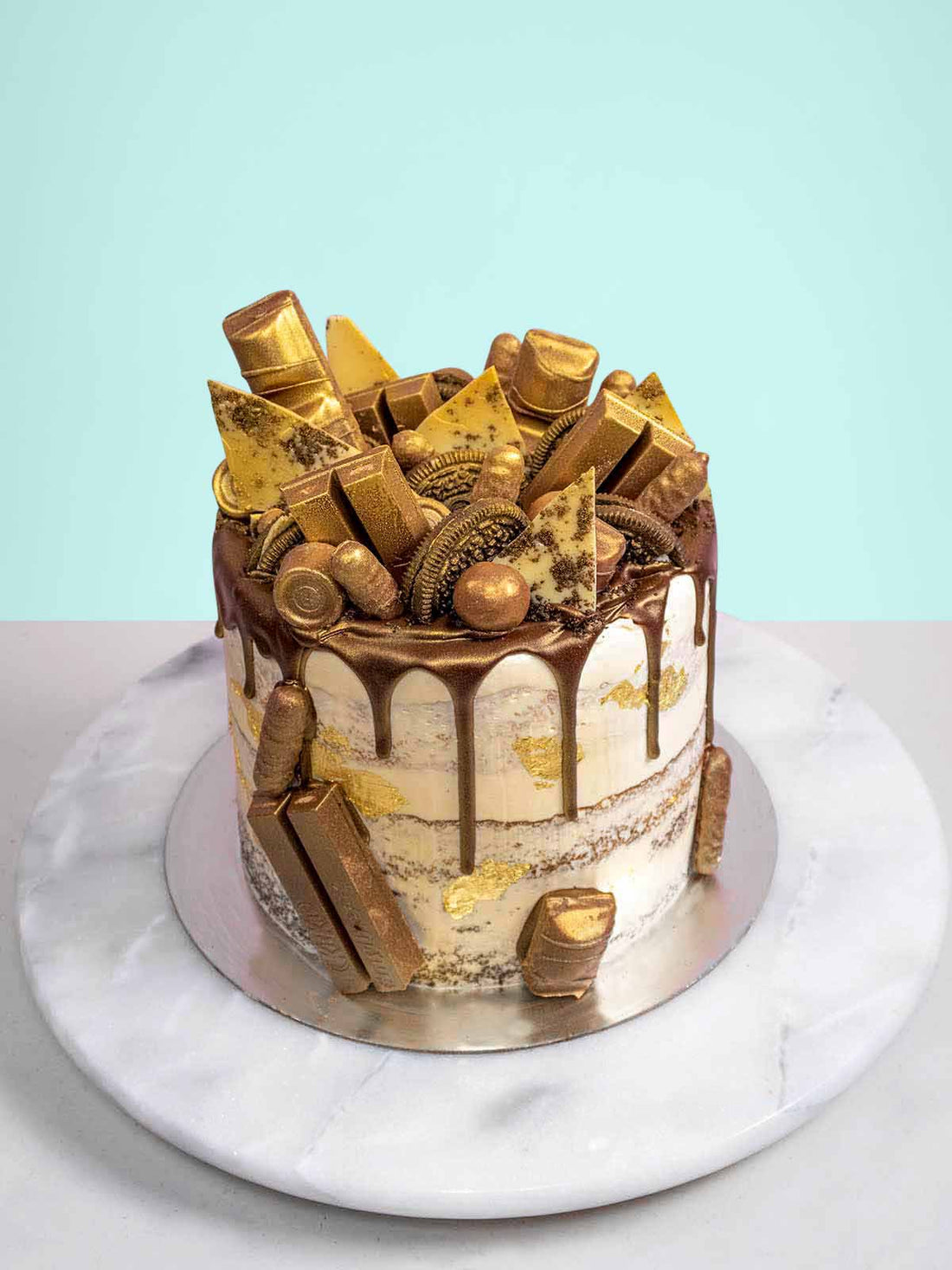 Golden Stella Cake