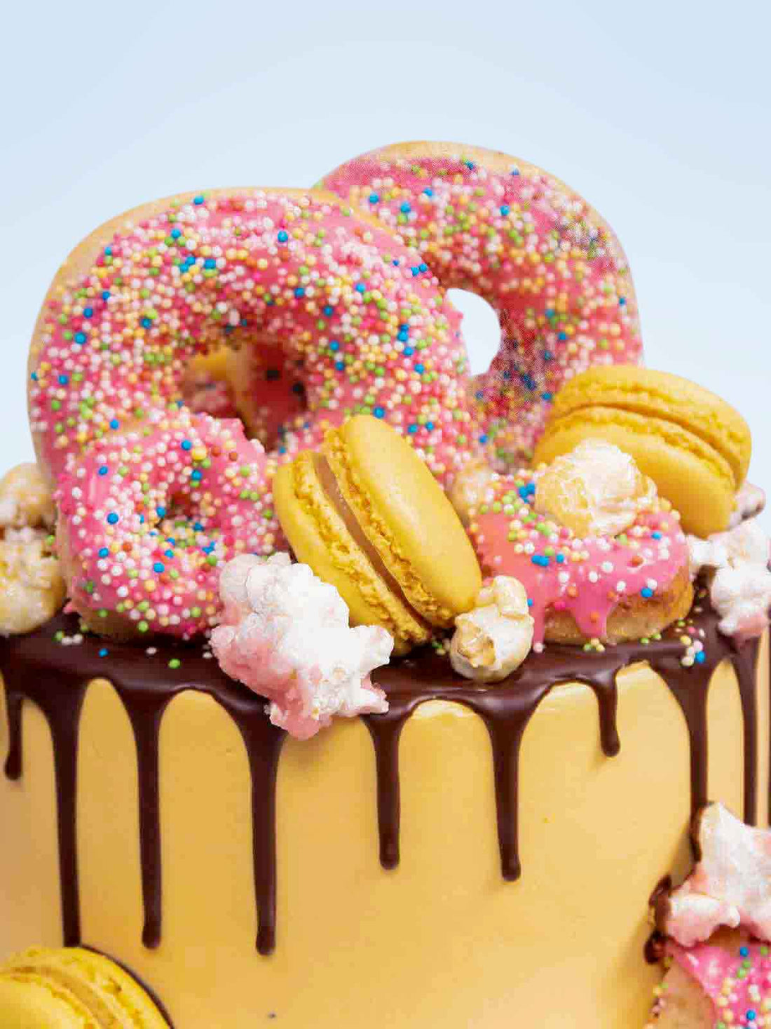 The Homer Simpson Cake