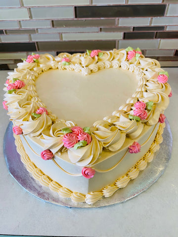 IVORY HEART VALENTINE CAKE