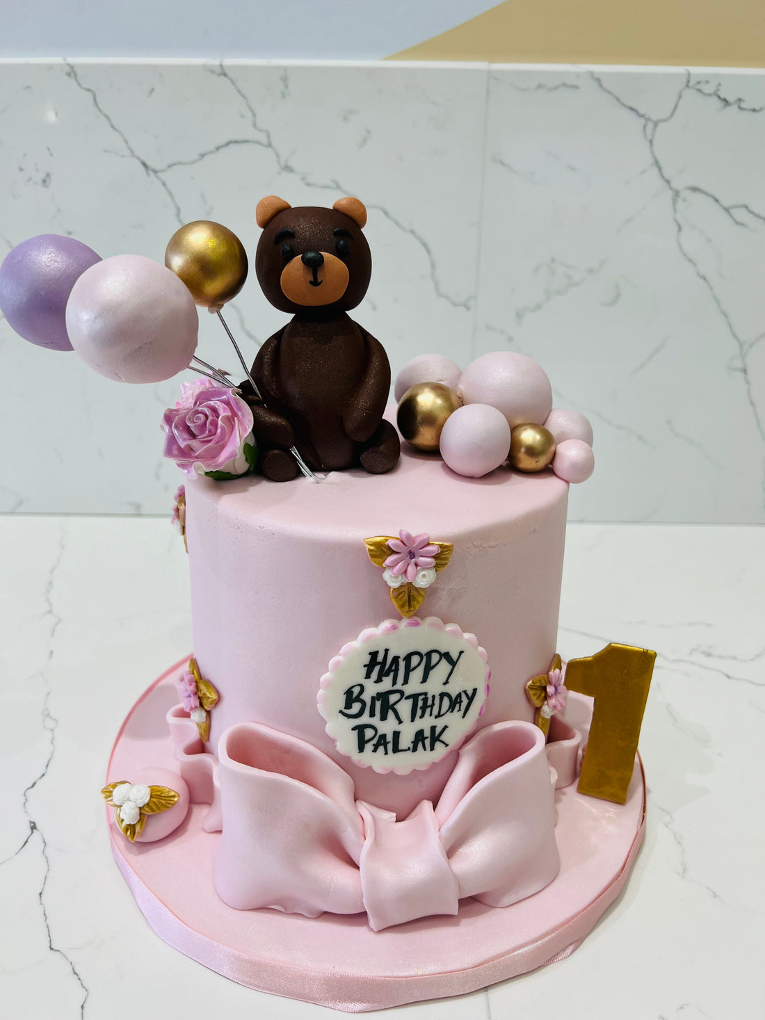 PALAK TEDDY FONDANT CAKE