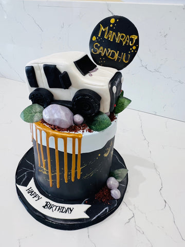 MANRAJ JEEP FONDANT CAKE