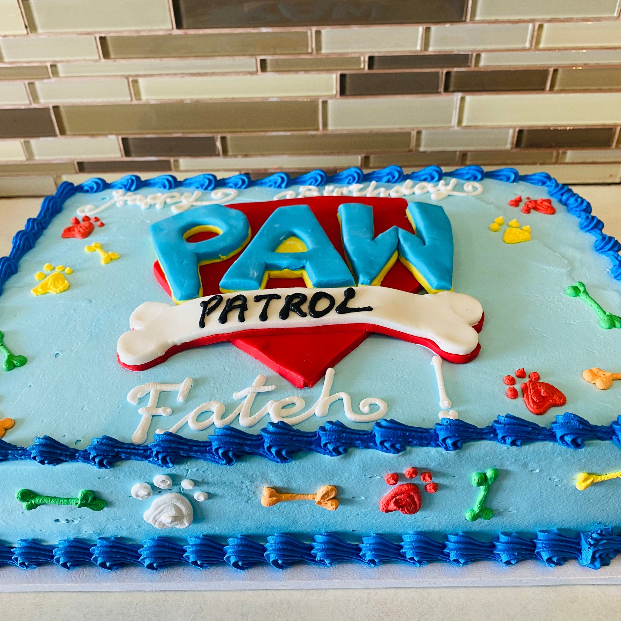 PAW PATROL LOGO CAKE