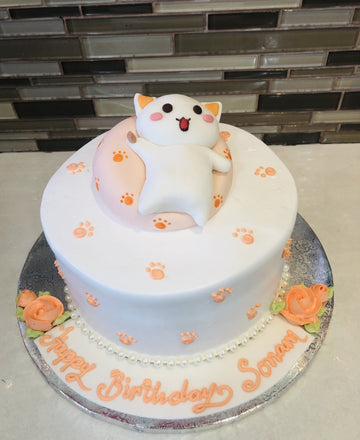 KITTY FONDANT BIRTHDAY CAKE